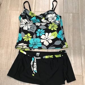 Cute tankini swimsuit